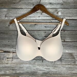 Seamless Nude T-Shirt Bra with Cushioned Underwire
